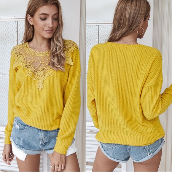 🔥🆕Lace Neckline Long Sleeve Top Yellow - Picture 2 of 7